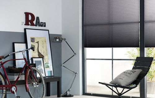 簡(jiǎn)歐風(fēng)格的智能窗飾 簡(jiǎn)約實(shí)用很有品位