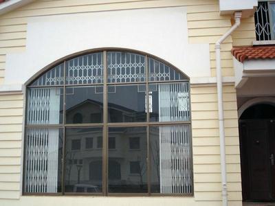 生產廠家_生產廠家供貨商_供應專業防護網生產廠家_生產廠家價格_西安伊諾窗飾工程